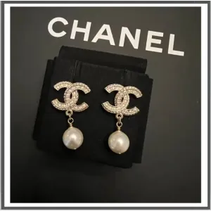 【2026】【パール付CHANEL★★】シャネル☆ピアス☆ 【2026】【パール付CHANEL★★】シャネル☆ピアス☆
