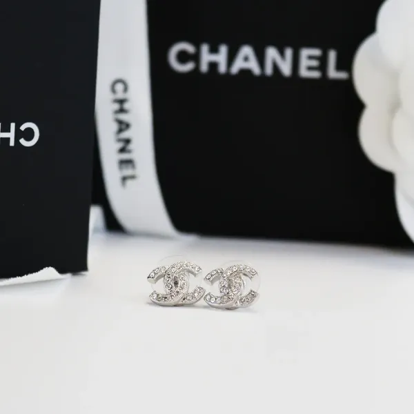 【2026】レア商品!CHANEL シャネル ピアス CC マーク A88429 A95896 【2026】レア商品!CHANEL シャネル ピアス CC マーク A88429 A95896