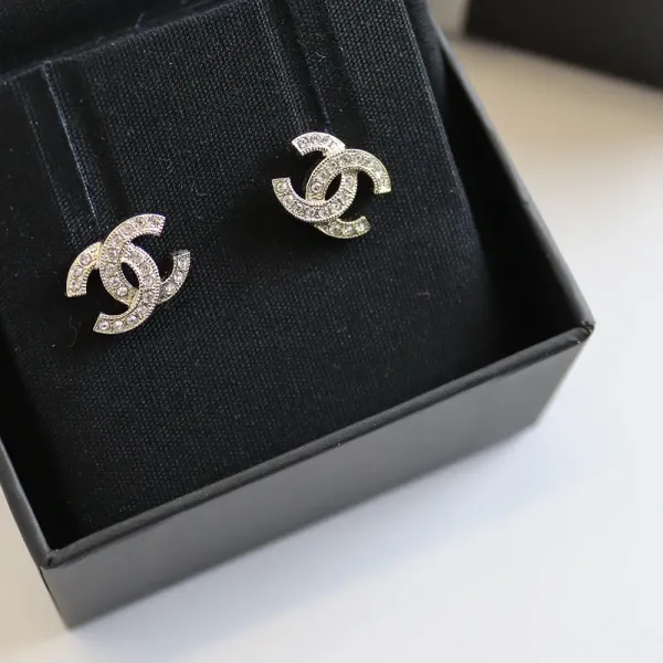 【2026】レア商品!CHANEL シャネル ピアス CC マーク A88429 A95896 【2026】レア商品!CHANEL シャネル ピアス CC マーク A88429 A95896