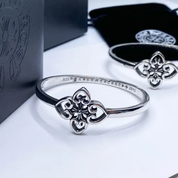 【2026】【Chrome Hearts】  男性と女性のためのクロエハートファッションパーソナリティリング