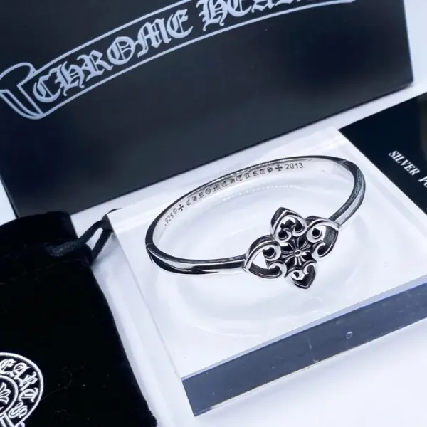 【2026】【Chrome Hearts】  男性と女性のためのクロエハートファッションパーソナリティリング