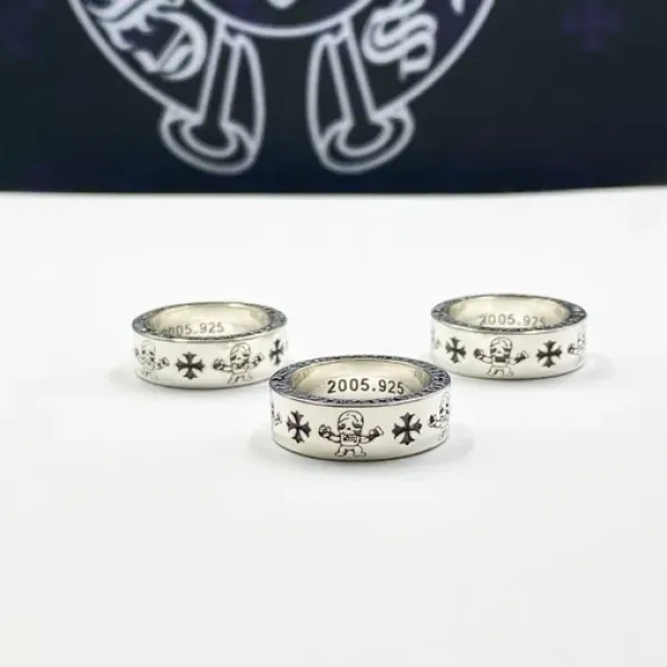 【2026】【Chrome Hearts】 男性と女性のためのクロエハートファッションパーソナリティリング 【2026】【Chrome Hearts】 男性と女性のためのクロエハートファッションパーソナリティリング