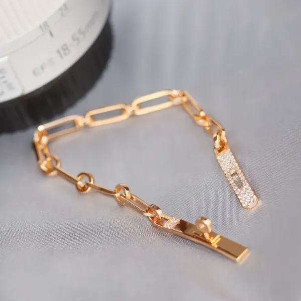 【2026】【 HERMES】ブレスレット、ファッションシンプルなスタイル 【2026】【 HERMES】ブレスレット、ファッションシンプルなスタイル
