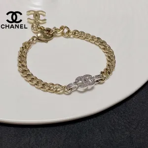 【2026】【CHANEL】ブレスレット、ファッションシンプルなスタイル 【2026】【CHANEL】ブレスレット、ファッションシンプルなスタイル