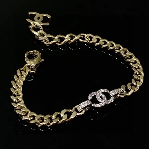 【2026】【CHANEL】ブレスレット、ファッションシンプルなスタイル 【2026】【CHANEL】ブレスレット、ファッションシンプルなスタイル