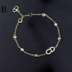 【2026】【 DIOR】ブレスレット、ファッションシンプルなスタイル 【2026】【 DIOR】ブレスレット、ファッションシンプルなスタイル