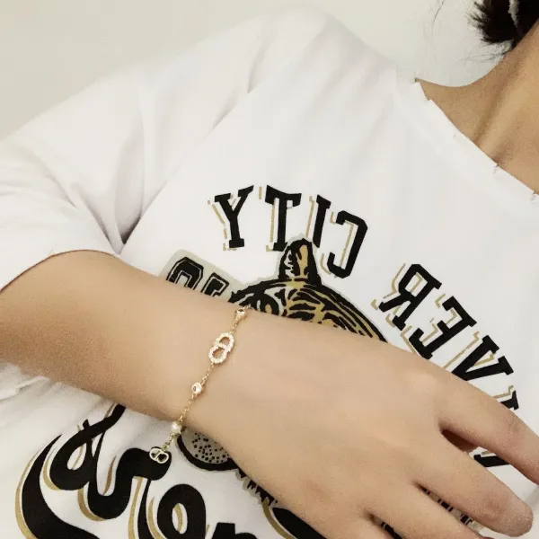 【2026】【DIOR】ブレスレット、ファッションシンプルなスタイル 【2026】【DIOR】ブレスレット、ファッションシンプルなスタイル