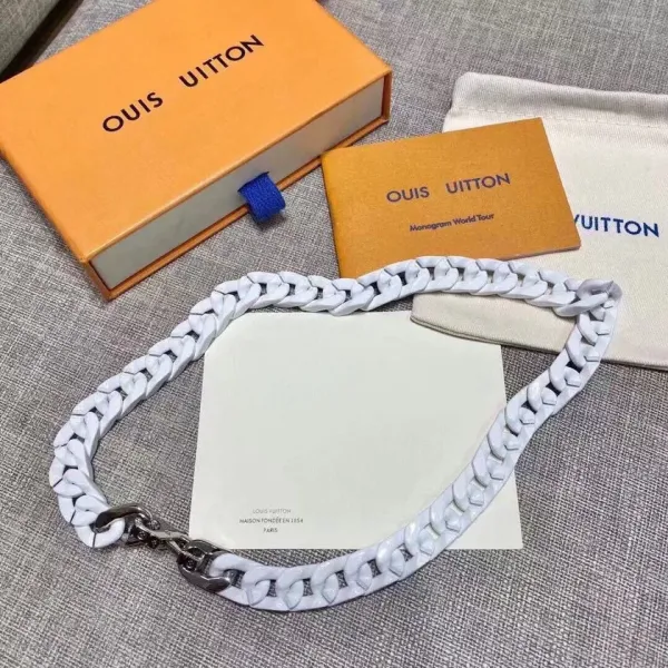 【2026】Louis Vuitton(ルイヴィトン) ブレスレット 21cm ネックレス 50cm 【2026】Louis Vuitton(ルイヴィトン) ブレスレット 21cm ネックレス 50cm