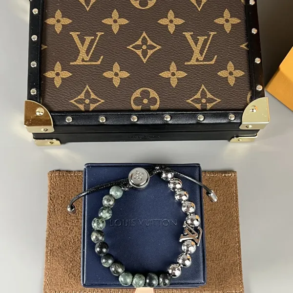【2026】【 LOUIS VUITTON】ブレスレット、ファッションシンプルなスタイル 【2026】【 LOUIS VUITTON】ブレスレット、ファッションシンプルなスタイル