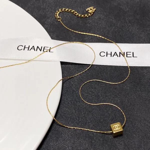 【2026】【CHANEL】ネックレス、新しいネックレス万能シンプルファッションオーナメント 【2026】【CHANEL】ネックレス、新しいネックレス万能シンプルファッションオーナメント