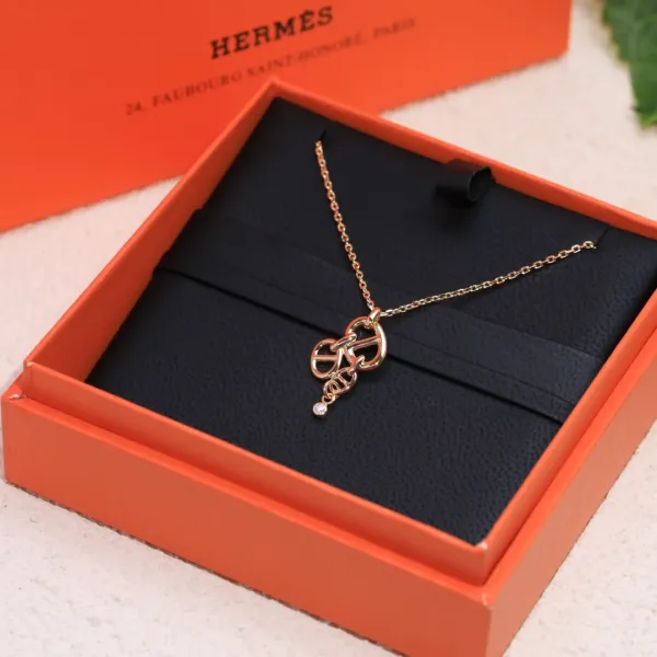 【2026】【HERMES 】ネックレス、新しいネックレス万能シンプルファッションオーナメント 【2026】【HERMES 】ネックレス、新しいネックレス万能シンプルファッションオーナメント