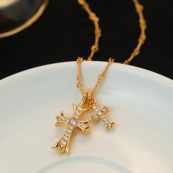 【2026】【Chrome Hearts】ネックレス、ダブルクロスネックレス高いファッションセンス