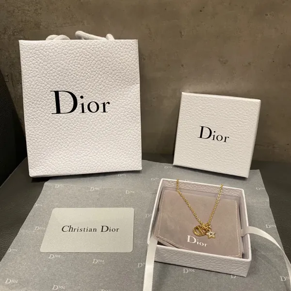 【2026】Dior（ディオール）ペンダント ネックレス