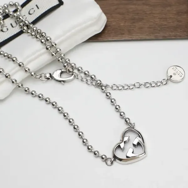 【2026】【 GUCCI】ネックレス、新しいネックレス万能シンプルファッションオーナメント 【2026】【 GUCCI】ネックレス、新しいネックレス万能シンプルファッションオーナメント
