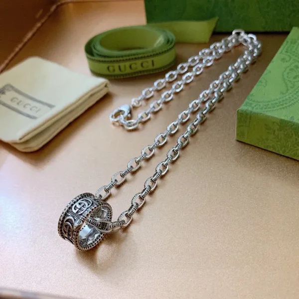 【2026】【GUCCI】ネックレス、新しいネックレス万能シンプルファッションオーナメント 【2026】【GUCCI】ネックレス、新しいネックレス万能シンプルファッションオーナメント