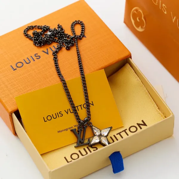 【2026】LV LOUIS VUITTON（ルイヴィトン）STAR BLOSSOM ネックレス