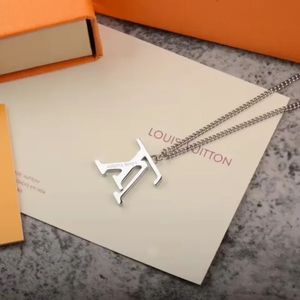 【2026】LV LOUIS VUITTON（ルイヴィトン）LV ネックレス