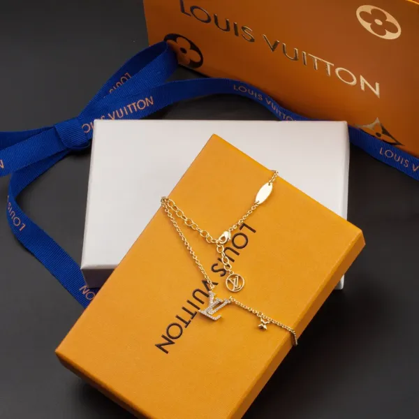 【2026】LOUIS VUITTON(ルイヴィトン)LV ネックレス 【2026】LOUIS VUITTON(ルイヴィトン)LV ネックレス