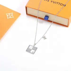【2026】LV Louis Vuitton(ルイヴィトン)ペンダント 【2026】LV Louis Vuitton(ルイヴィトン)ペンダント