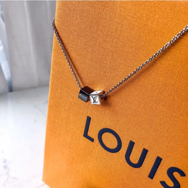 【2026】LOUIS VUITTON（ルイヴィトン）ダイス ネックレス