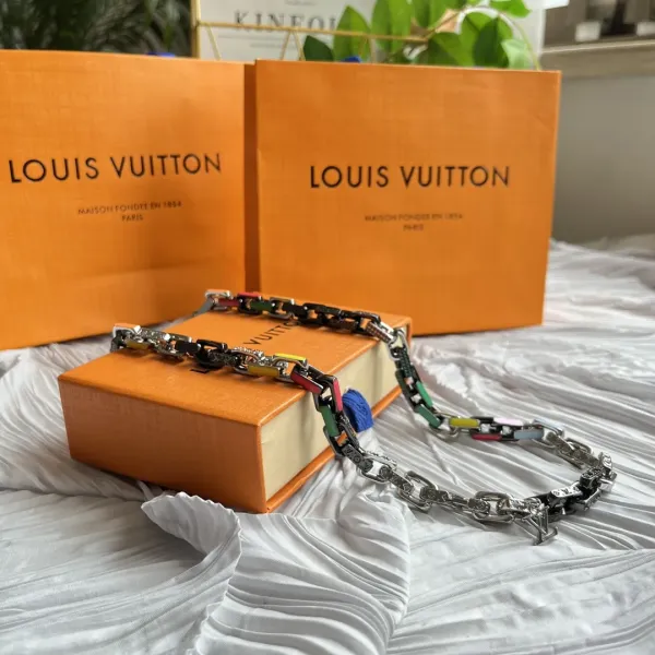 【2026】LOUIS VUITTON(ルイヴィトン)PARADISE CHAIN ネックレスMP3329 【2026】LOUIS VUITTON(ルイヴィトン)PARADISE CHAIN ネックレスMP3329