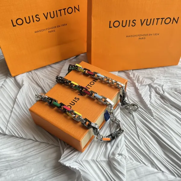 【2026】LOUIS VUITTON(ルイヴィトン)PARADISE CHAIN ネックレスMP3329 【2026】LOUIS VUITTON(ルイヴィトン)PARADISE CHAIN ネックレスMP3329