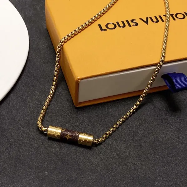 【2026】【 LOUIS VUITTON】ネックレス、新しいネックレス万能シンプルファッションオーナメント 【2026】【 LOUIS VUITTON】ネックレス、新しいネックレス万能シンプルファッションオーナメント