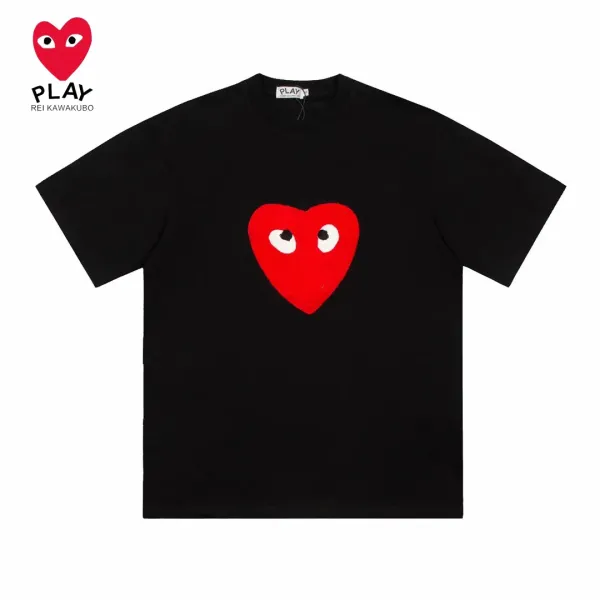 CDGP 【COMME DES GARCONS PLAY 公式旗艦店】 コム デ ギャルソン プレイ Tシャツご好評に付き再入荷! CDGP 【COMME DES GARCONS PLAY 公式旗艦店】 コム デ ギャルソン プレイ Tシャツご好評に付き再入荷!