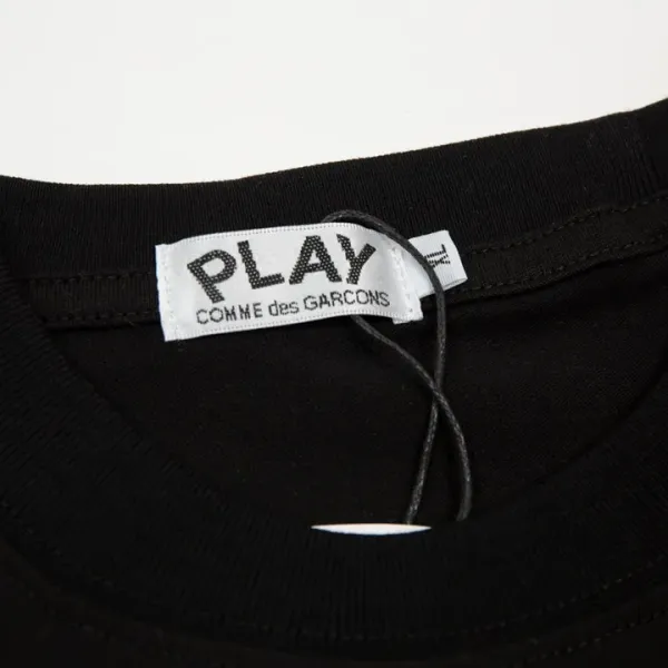 CDGP 【COMME DES GARCONS PLAY 公式旗艦店】 コム デ ギャルソン プレイ Tシャツご好評に付き再入荷! CDGP 【COMME DES GARCONS PLAY 公式旗艦店】 コム デ ギャルソン プレイ Tシャツご好評に付き再入荷!