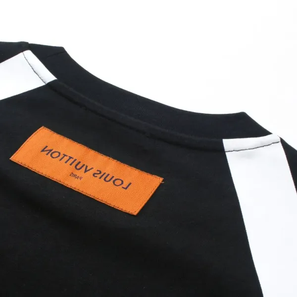 LV【LOUIS VUITTON 公式旗艦店】ルイヴィトン Tシャツ ご好評に付き再入荷!250211 LV【LOUIS VUITTON 公式旗艦店】ルイヴィトン Tシャツ ご好評に付き再入荷!250211
