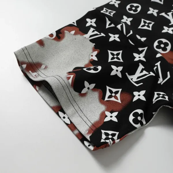 LV【LOUIS VUITTON 公式旗艦店】ルイヴィトン Tシャツ ご好評に付き再入荷!250211 LV【LOUIS VUITTON 公式旗艦店】ルイヴィトン Tシャツ ご好評に付き再入荷!250211