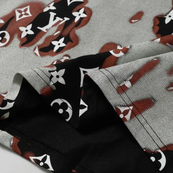LV【LOUIS VUITTON 公式旗艦店】ルイヴィトン Tシャツ ご好評に付き再入荷!250211 LV【LOUIS VUITTON 公式旗艦店】ルイヴィトン Tシャツ ご好評に付き再入荷!250211