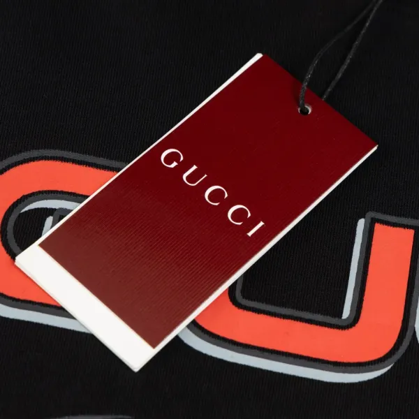 【GUCCI 公式旗艦店】クッチ   Tシャツ ご好評に付き再入荷！ 250214