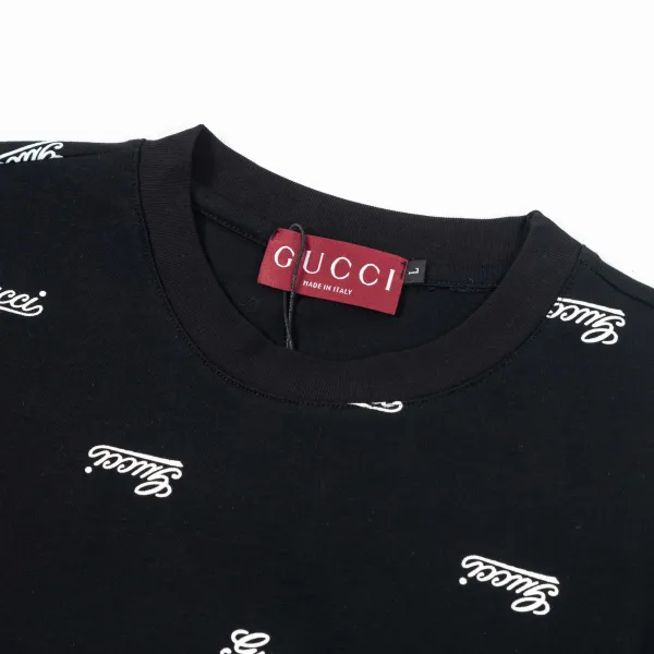 【GUCCI 公式旗艦店】クッチ   Tシャツ ご好評に付き再入荷！ 250214