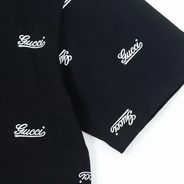 【GUCCI 公式旗艦店】クッチ   Tシャツ ご好評に付き再入荷！ 250214