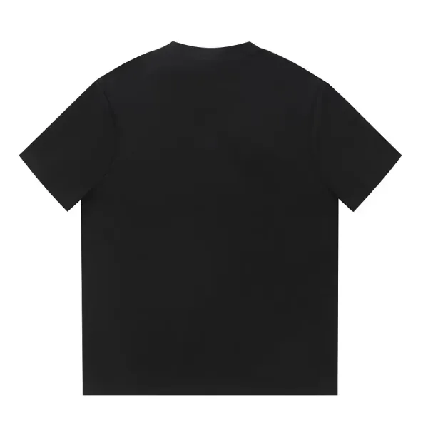【GUCCI 公式旗艦店】クッチ Tシャツ ご好評に付き再入荷! 250214 【GUCCI 公式旗艦店】クッチ Tシャツ ご好評に付き再入荷! 250214
