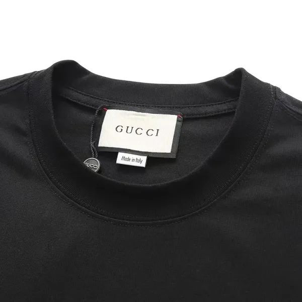 【GUCCI 公式旗艦店】クッチ Tシャツ ご好評に付き再入荷! 250214 【GUCCI 公式旗艦店】クッチ Tシャツ ご好評に付き再入荷! 250214