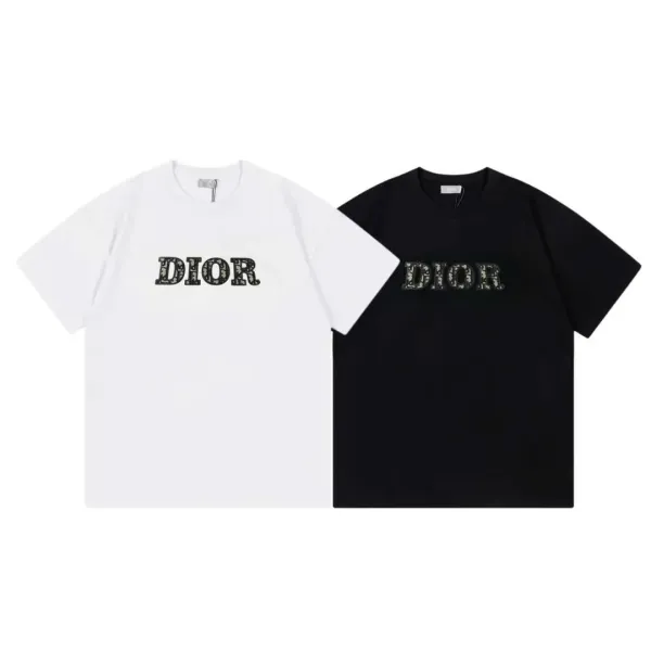 【DIOR 公式旗艦店】ディオール Tシャツ ご好評に付き再入荷 250210 【DIOR 公式旗艦店】ディオール Tシャツ ご好評に付き再入荷 250210