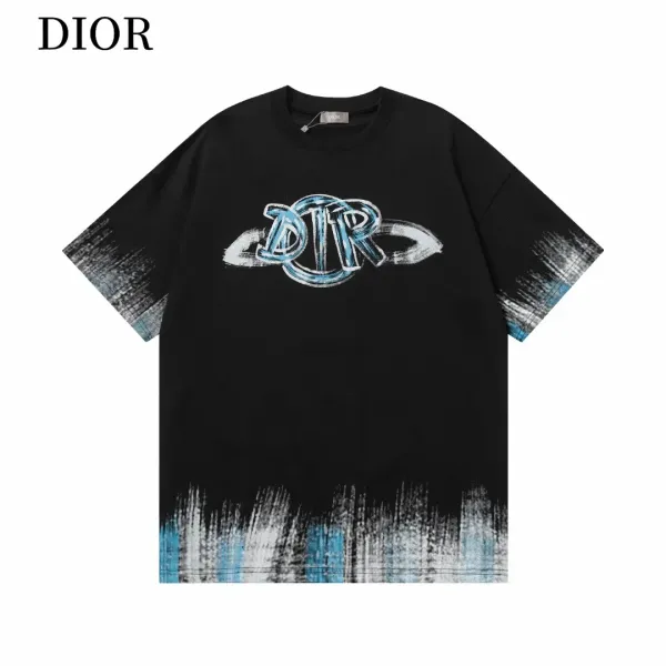【DIOR 公式旗艦店】ディオール Tシャツ ご好評に付き再入荷 250210 【DIOR 公式旗艦店】ディオール Tシャツ ご好評に付き再入荷 250210