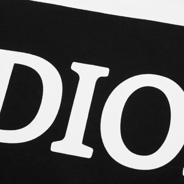 【DIOR 公式旗艦店】ディオール Tシャツ ご好評に付き再入荷 250210 【DIOR 公式旗艦店】ディオール Tシャツ ご好評に付き再入荷 250210