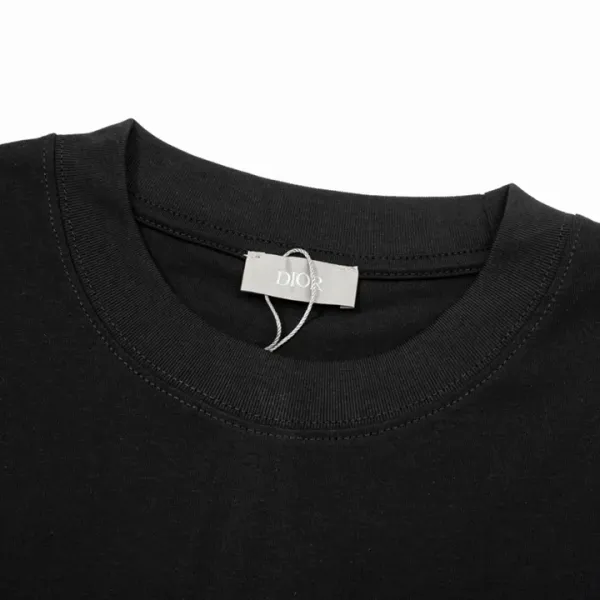 【DIOR 公式旗艦店】ディオール Tシャツ ご好評に付き再入荷 250210 【DIOR 公式旗艦店】ディオール Tシャツ ご好評に付き再入荷 250210