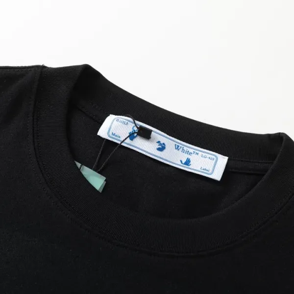 【OFF-WHITE  公式旗艦店】オフホワイト   Tシャツ  ご好評に付き再入荷！250215