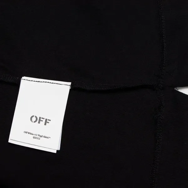 【OFF-WHITE 公式旗艦店】オフホワイト Tシャツ ご好評に付き再入荷! 【OFF-WHITE 公式旗艦店】オフホワイト Tシャツ ご好評に付き再入荷!