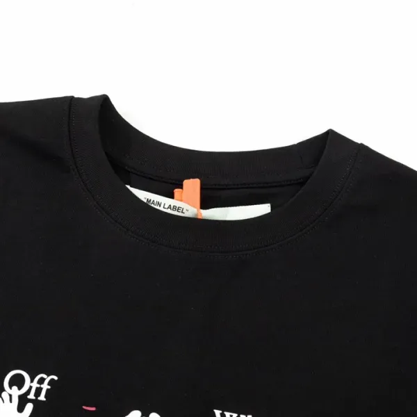 【OFF-WHITE 公式旗艦店】オフホワイト Tシャツ ご好評に付き再入荷! 【OFF-WHITE 公式旗艦店】オフホワイト Tシャツ ご好評に付き再入荷!