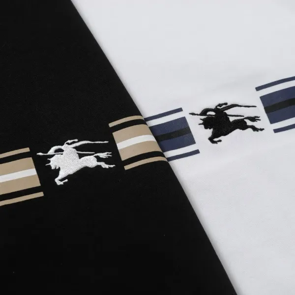 【BURBERRY  公式旗艦店】バーバリー  Tシャツ ご好評に付き再入荷 250211