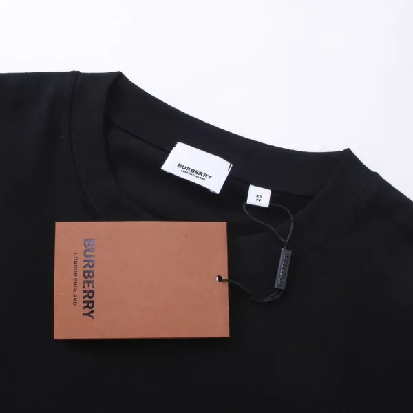 【BURBERRY 公式旗艦店】バーバリー Tシャツ ご好評に付き再入荷 250211 【BURBERRY 公式旗艦店】バーバリー Tシャツ ご好評に付き再入荷 250211