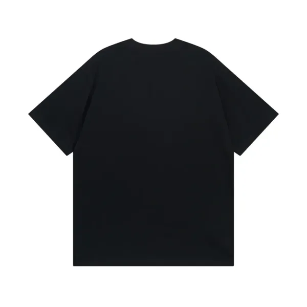 【BURBERRY 公式旗艦店】バーバリー Tシャツ ご好評に付き再入荷 250211 【BURBERRY 公式旗艦店】バーバリー Tシャツ ご好評に付き再入荷 250211