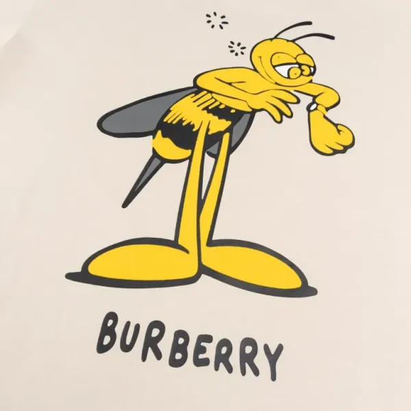 【BURBERRY 公式旗艦店】バーバリー Tシャツ ご好評に付き再入荷 250211 【BURBERRY 公式旗艦店】バーバリー Tシャツ ご好評に付き再入荷 250211