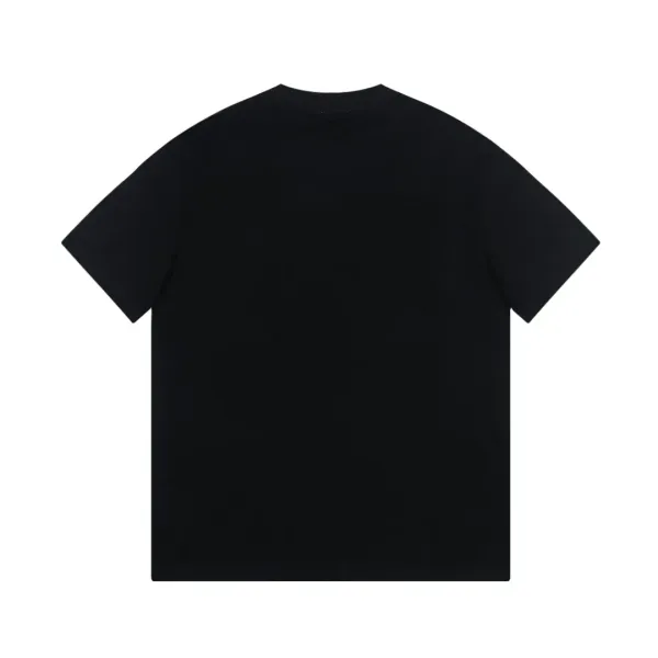 【BURBERRY 公式旗艦店】バーバリー Tシャツ ご好評に付き再入荷 250211 【BURBERRY 公式旗艦店】バーバリー Tシャツ ご好評に付き再入荷 250211