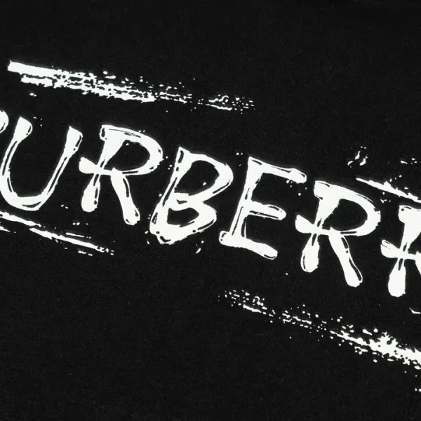 【BURBERRY 公式旗艦店】バーバリー Tシャツ ご好評に付き再入荷 250211 【BURBERRY 公式旗艦店】バーバリー Tシャツ ご好評に付き再入荷 250211